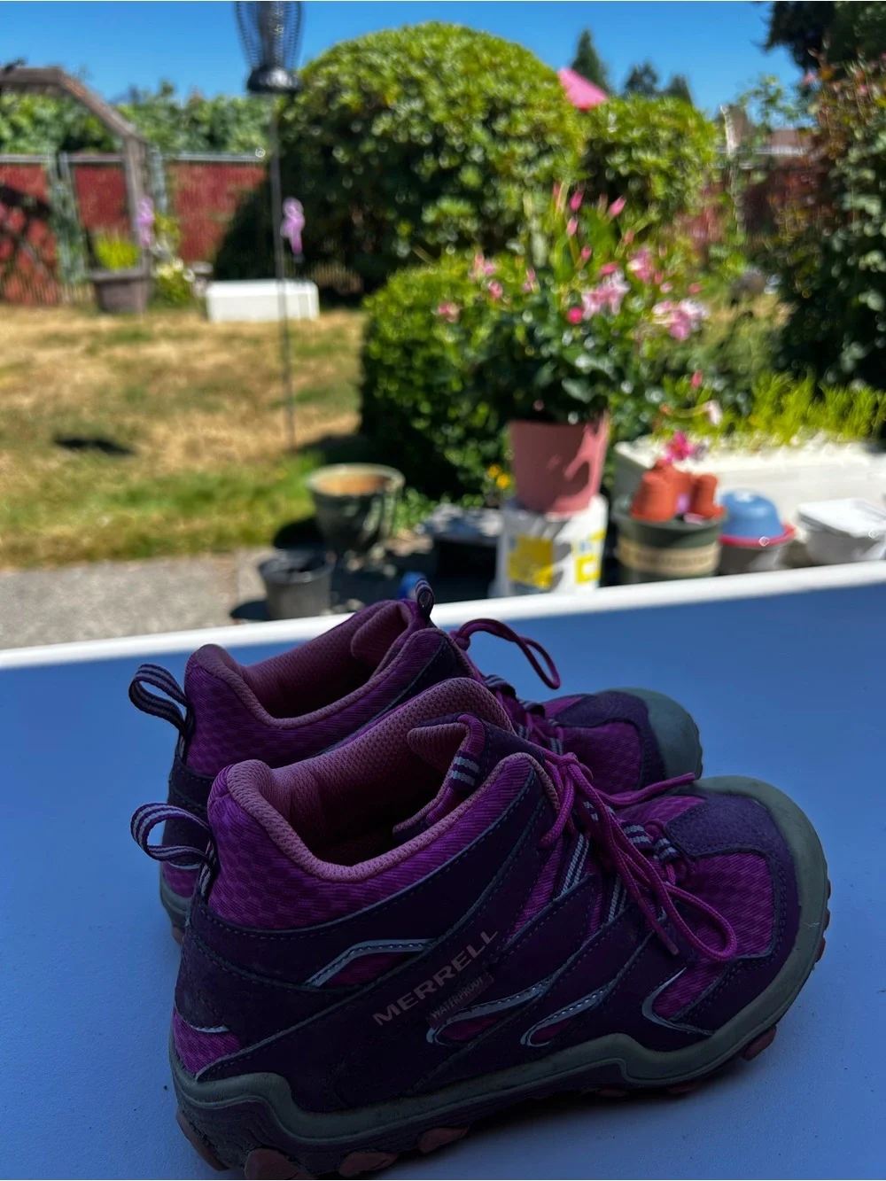 Merrell Kids Girl’s Purple and Pink Waterproof Hiking Boots Size 3